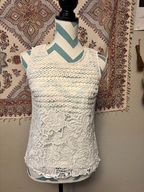 Womens Talbots Petite White Lace Sleeveless Top 2P